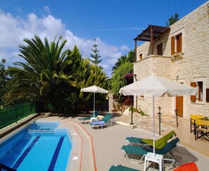 Pool - Villa in Rethymno With Countryside View (Rethymno)
