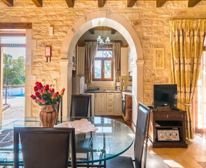 Dining - Villa in Rethymno With Countryside View (Rethymno)