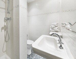 Villa | Bathroom