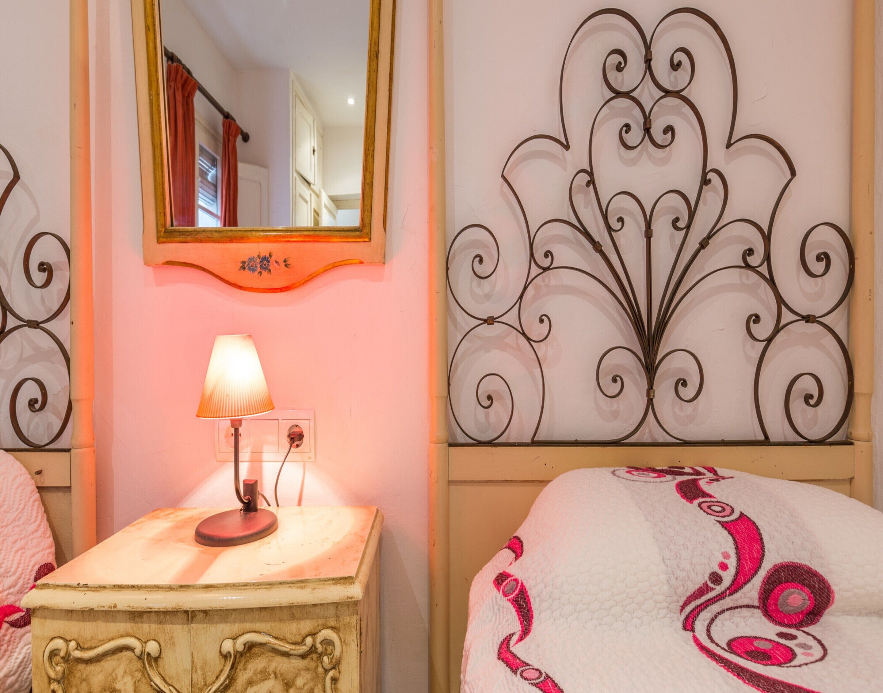 Villa | 2 bedrooms, iron/ironing board