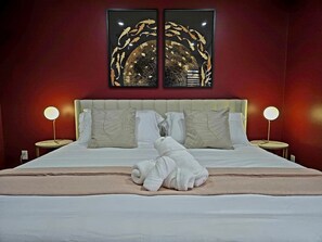 4 Schlafzimmer, Schreibtisch, Bügeleisen/Bügelbrett, kostenloses WLAN