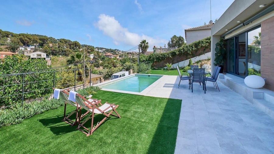 Villa in Lloret de Mar With Private Pool