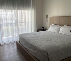 1 chambre, fer et planche à repasser, Wi-Fi, literie fournie