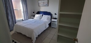 4 camere, ferro/asse da stiro, Wi-Fi gratuito, lenzuola