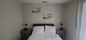 4 habitaciones, tabla de planchar con plancha y wifi gratis 