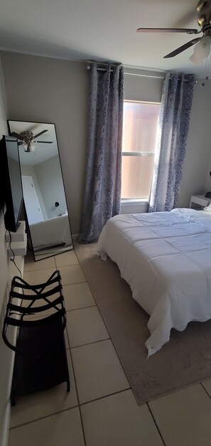 4 habitaciones, tabla de planchar con plancha y wifi gratis 