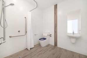 Dusche, Handtücher, Seife, Toilettenpapier