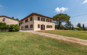 Exterior - Gorgeous home in Monteroni D´Arbia (Monteroni D´Arbia)