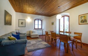 Living area - Gorgeous home in Monteroni D´Arbia (Monteroni D´Arbia)