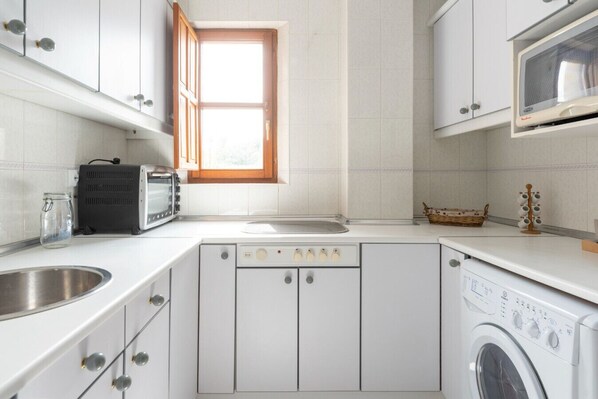 Fridge, microwave, oven, dishwasher