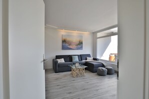 Living area - Strandkoje 105 - Modern vacation apartment in Scharbeutz - Close to the beach, quiet & sunny (Scharbeutz)