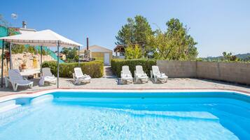 Villa | Pool | Indoor pool, outdoor pool