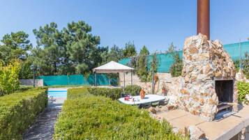 Villa | Garden