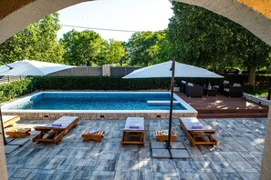 Pool - Villa Niko with heated pool (Pridraga)