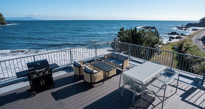 Luxury in a secluded place Ocean view suite/Sauna/Hot spring/BBQ