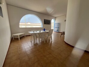 Dining - PIETRA MARINA APARTMENT (BALESTRATE)