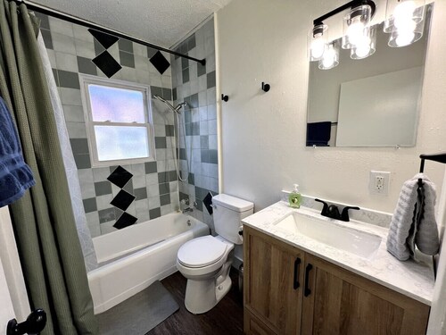Lower Level 2 Bedroom Duplex