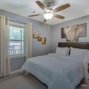 4 chambres, fer et planche Ă repasser, accĂšs au Wi-Fi (inclus)