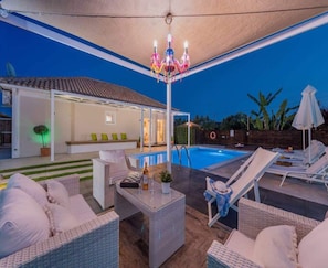 Villa | Pool | Indoor pool, outdoor pool