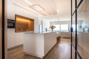 Apartment | Private kitchen - Luxurious Apartment With Stunning sea View (Middelkerke)