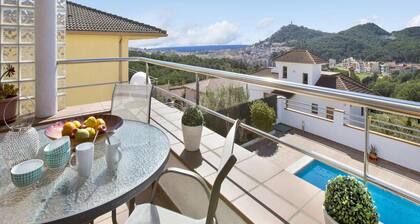 Villa in Blanes With Pool and Beach Views