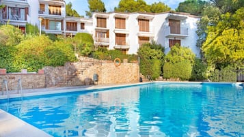 Apartamento | Piscina | Una piscina al aire libre