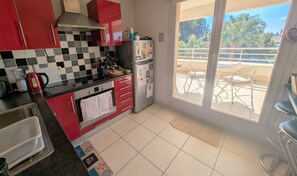 Kühlschrank, Ofen, Geschirrspüler