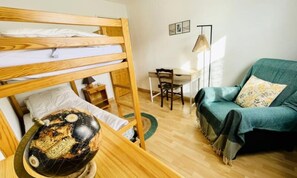 Iron/ironing board