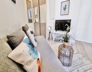 Exterior - Studio for 2 People (Grenoble)