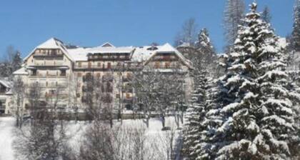 Residence Le Grand Adret for 6 People