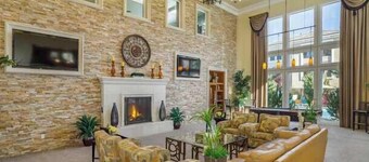 New 1BR Apartment with Heated Pool, Gym & Minigolf