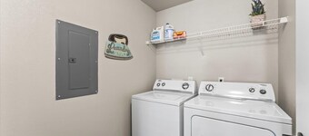 South Reno 1BR · Pool, Basketball Court & Sauna