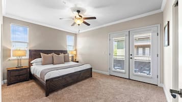 1 chambre, bureau, fer et planche Ă repasser, lit parapluie