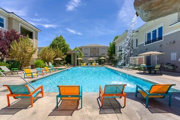 Jump into the year-round heated pool or relax your muscles after a long day in the jacuzzi