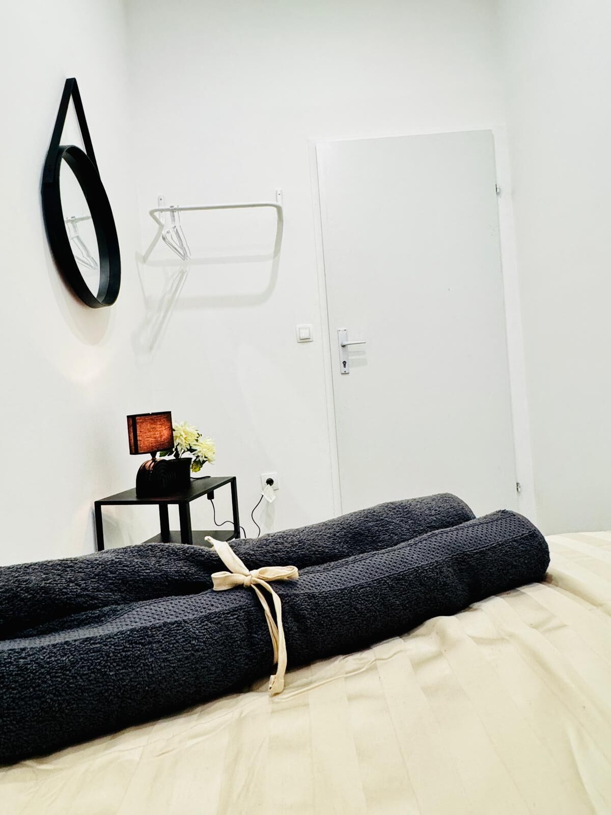 ベーシック ルーム | アイロン / アイロン台