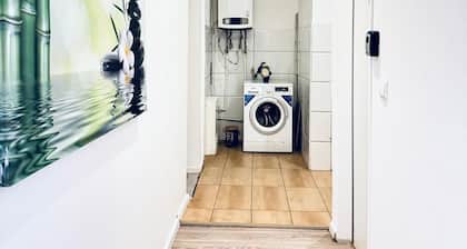 Elegant 5BR Home Ideal for Families