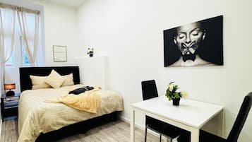 Basic-Zimmer | Bügeleisen/Bügelbrett