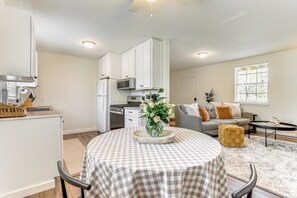 Interni
