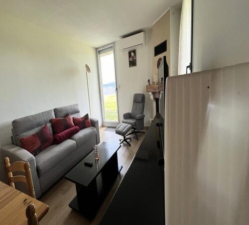 Residence Les Isards for 6 People