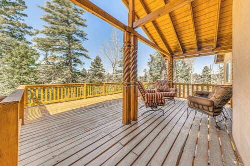 2 Mi to Dtwn: Cloudcroft Home w/ Furnished Deck