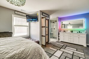 3 chambres, fer et planche à repasser, Wi-Fi, draps fournis