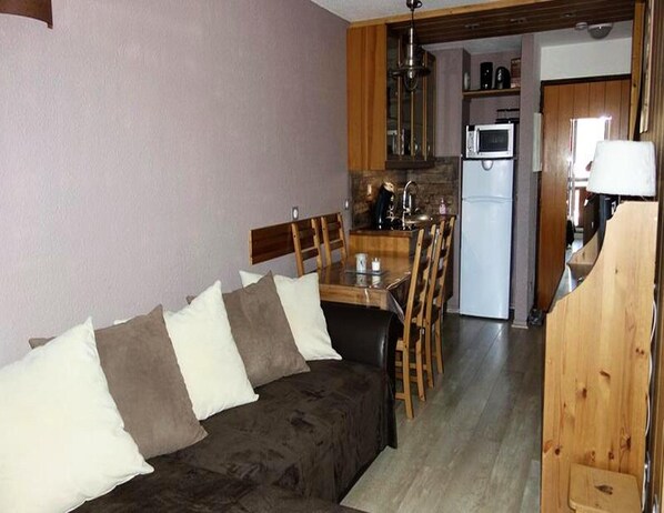 Living area - 2 Rooms for 4 People (Huez)