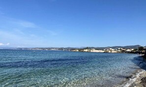 Beach - Houses & Villas for 8 People (Six-Fours-les-Plages)