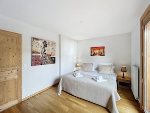 3 chambres, Wi-Fi gratuit, draps fournis
