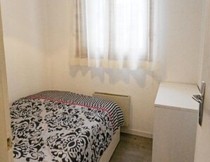 Iron/ironing board