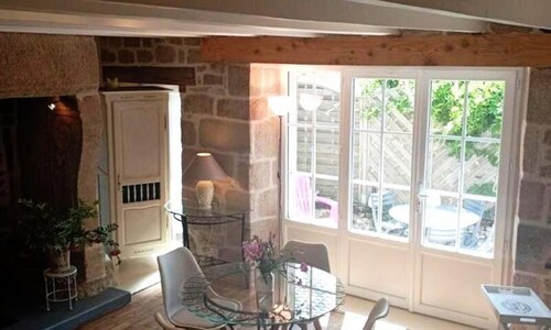 G[?]aete de France 4 People