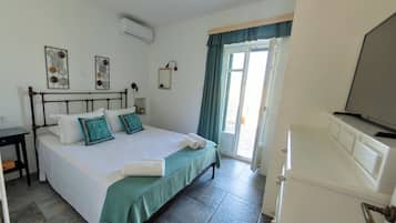 3 Schlafzimmer, Zimmersafe, Bügeleisen/Bügelbrett, Reisekinderbett