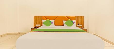 Deluxe Double Room | 1 bedroom, desk, laptop workspace, free WiFi