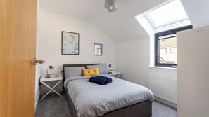 3 chambres, bureau, fer et planche à repasser, Wi-Fi