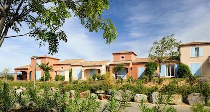 2 Room House 4 People - Port Minervois